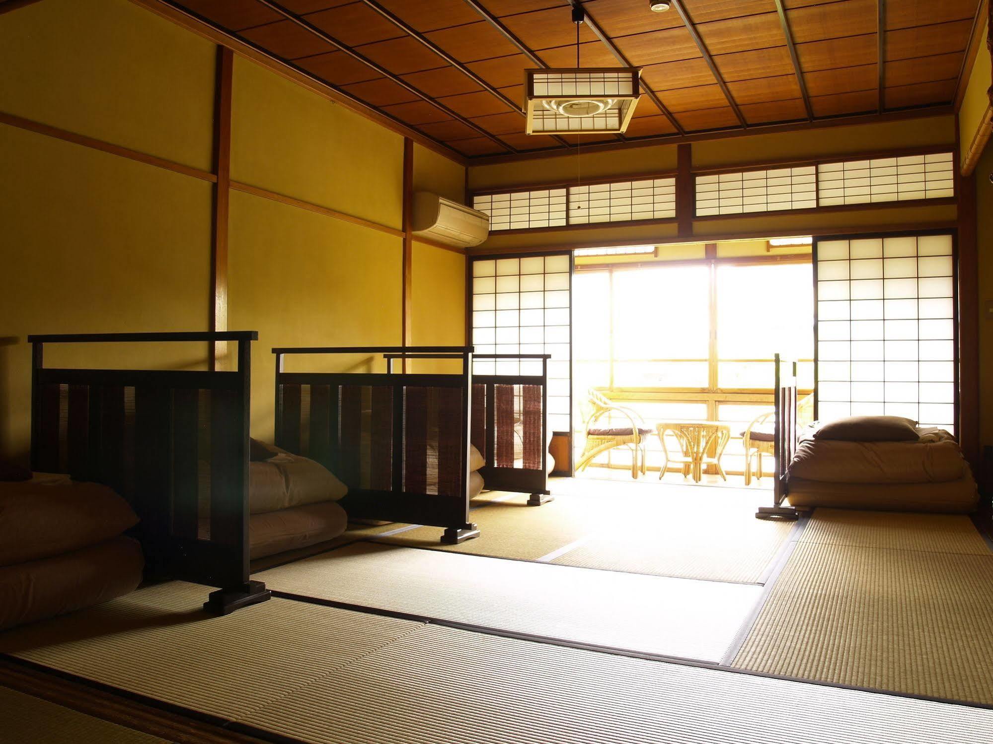 K'S House Ito Onsen - Historical Ryokan Hostel Dış mekan fotoğraf