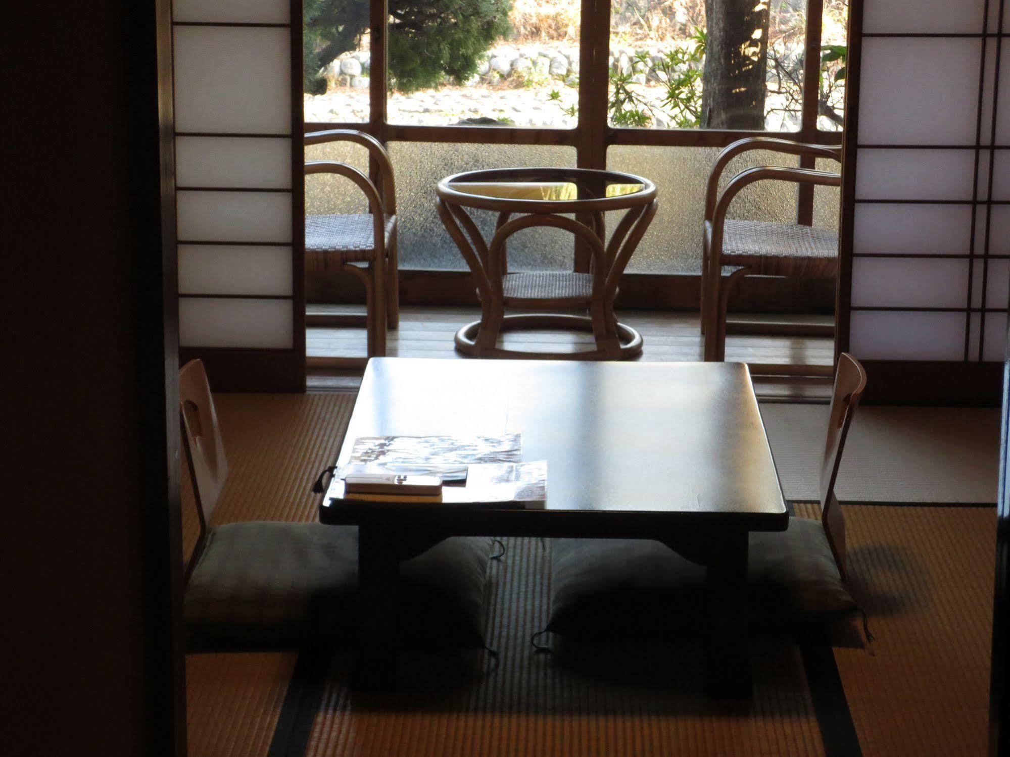K'S House Ito Onsen - Historical Ryokan Hostel Dış mekan fotoğraf
