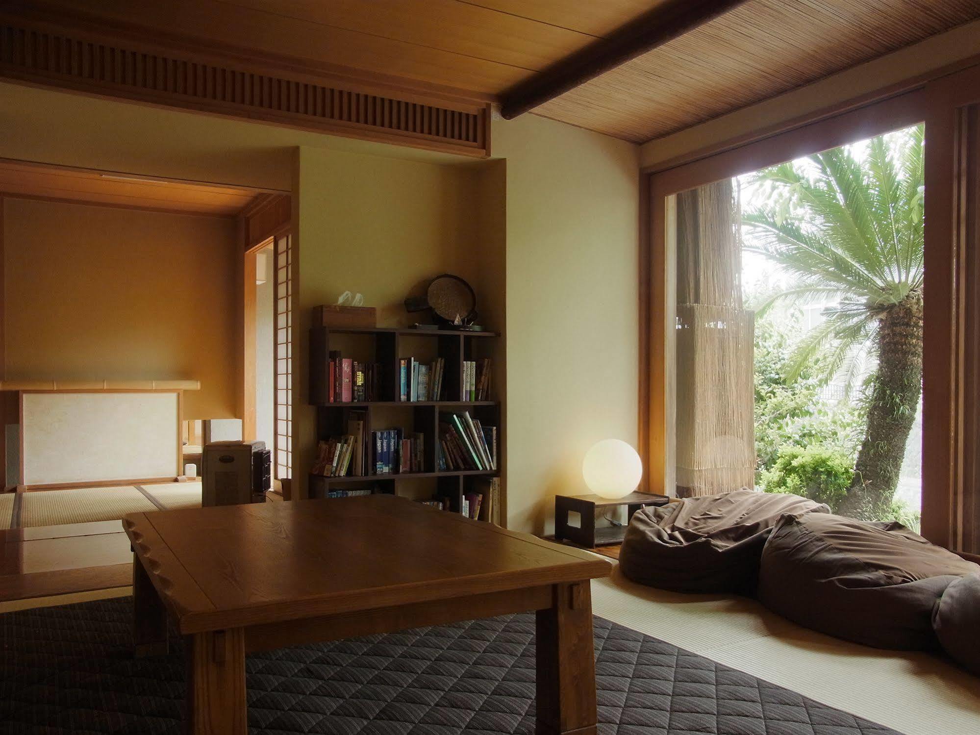 K'S House Ito Onsen - Historical Ryokan Hostel Dış mekan fotoğraf